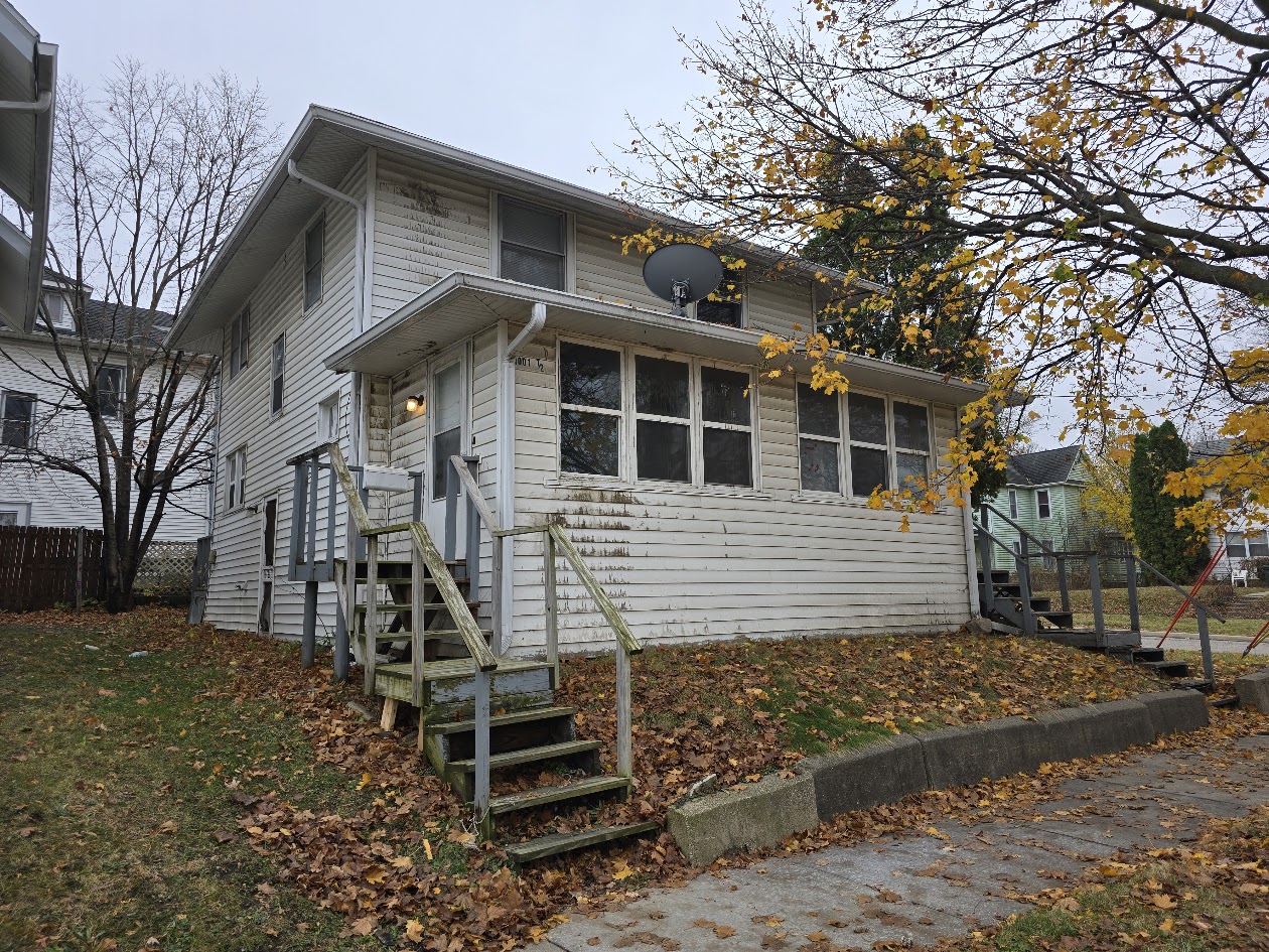 1001 1/2 Randolph St