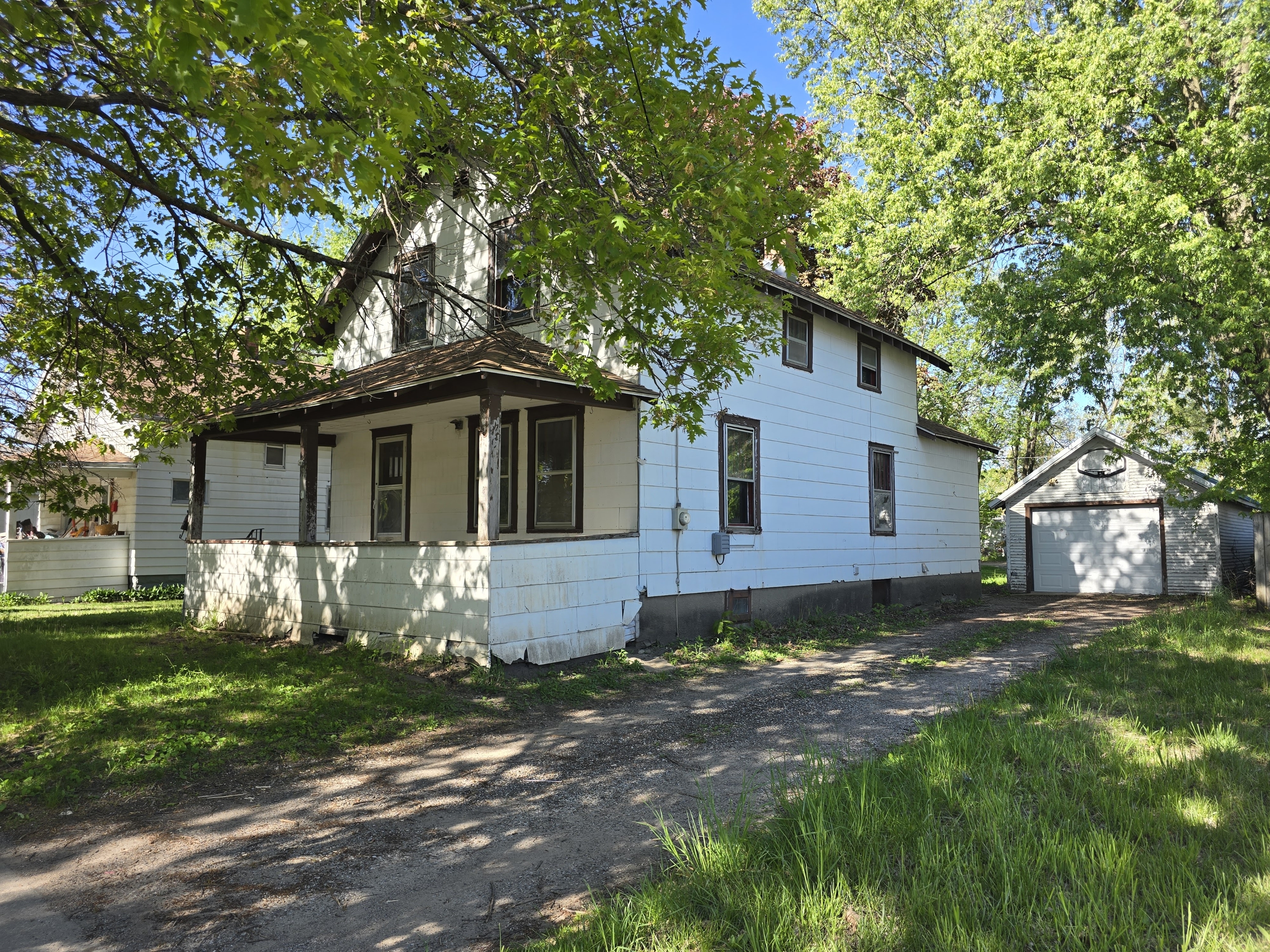 1125 Ackermant Street