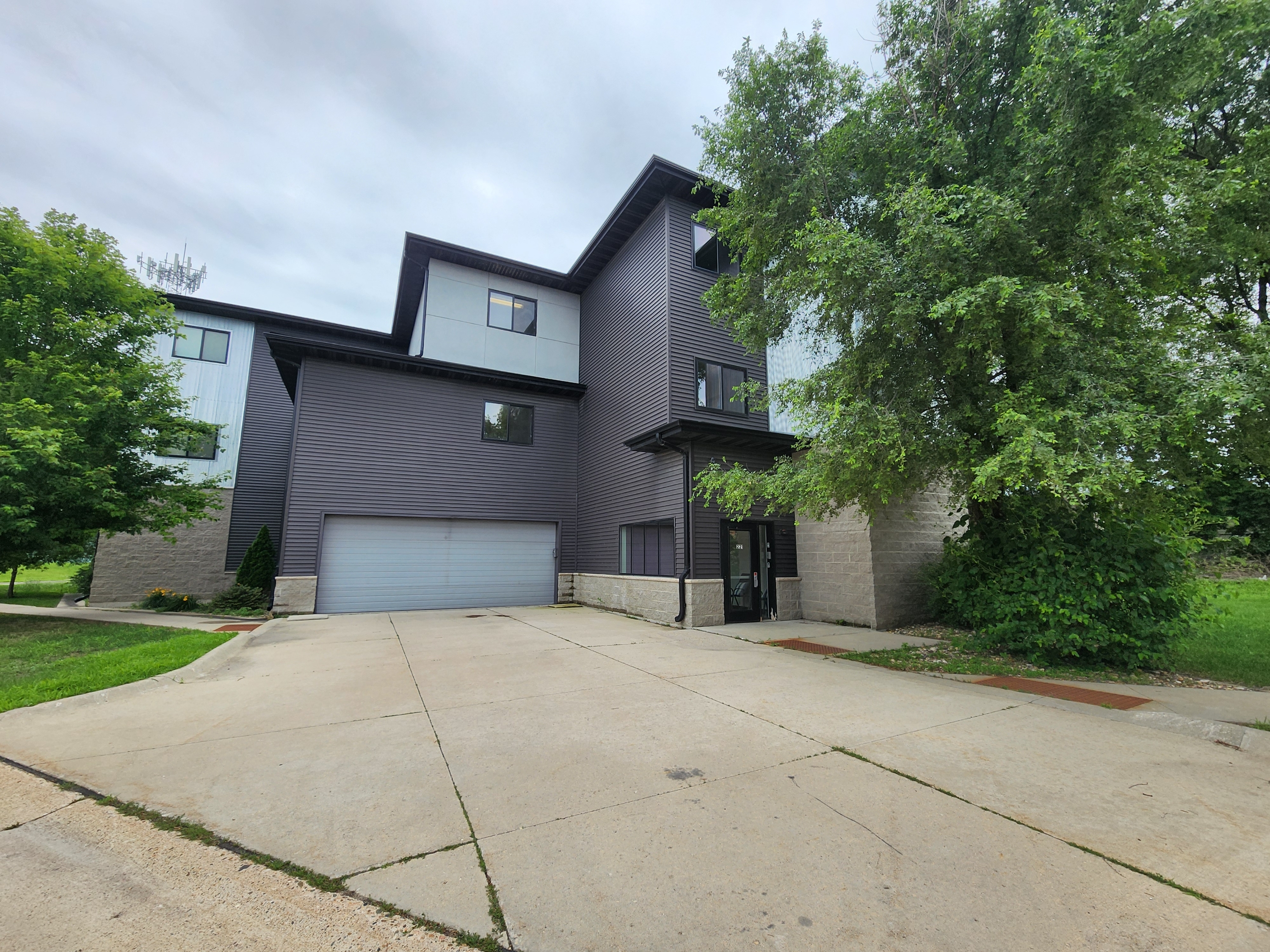 221 East 5th Street Unit 305