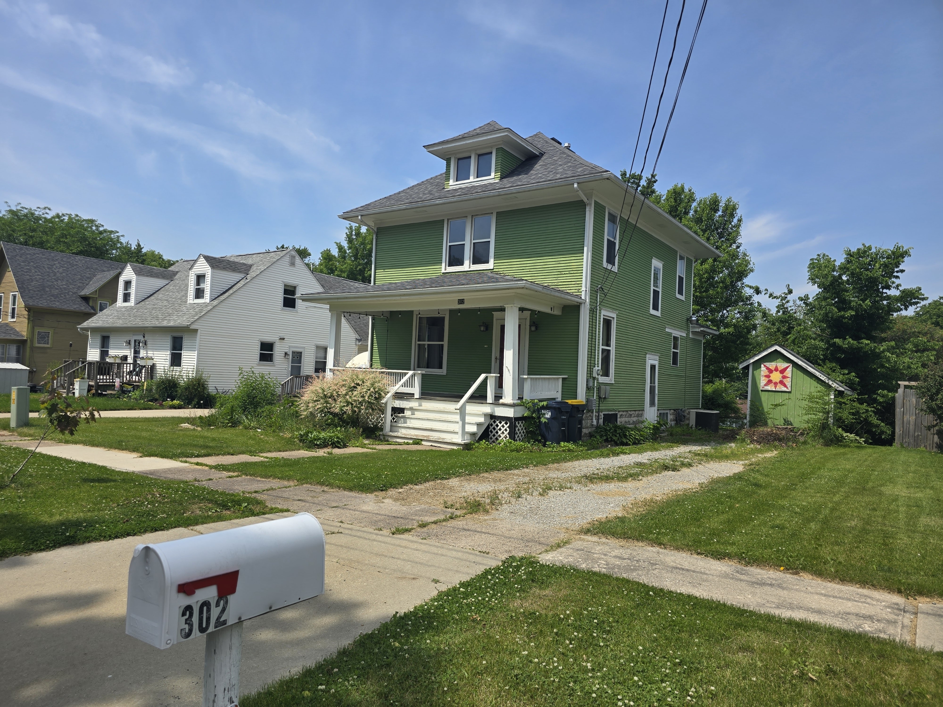 302 Long Street